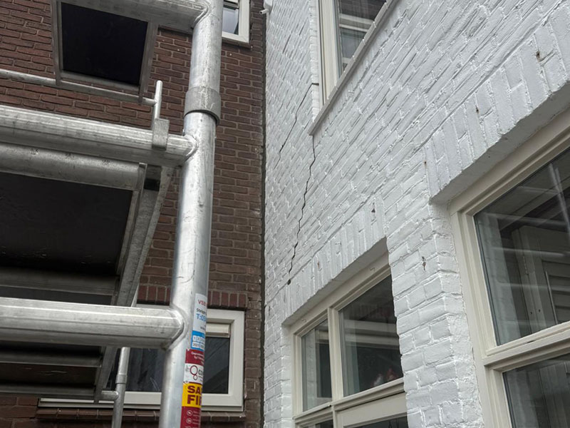 DB Gevelonderhoud - specialist in onderhoud en schoonmaken van gevels en daken - foto 1